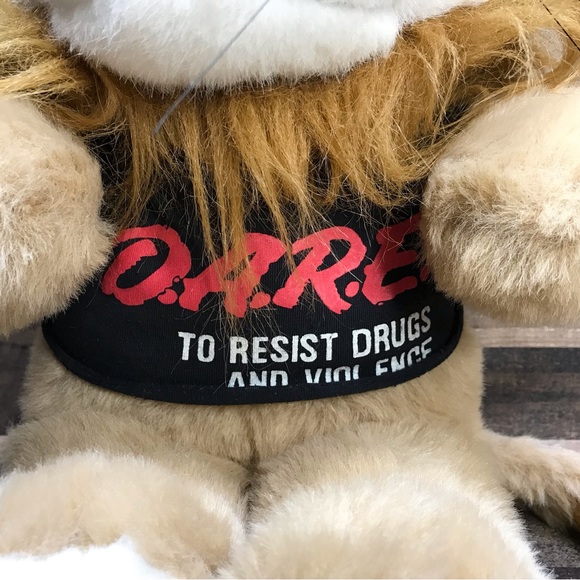 Vintage 18" D.A.R.E. Daren The Lion - Stuffed Plush Animal Lion DARE 1999 - Picture 6 of 9